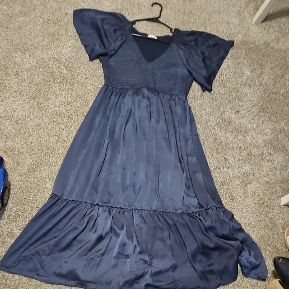 Elegant Navy Blue Dress - Picture 1 of 4